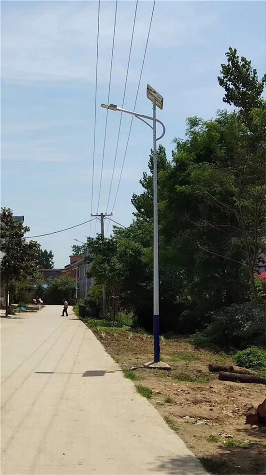 太陽能路燈